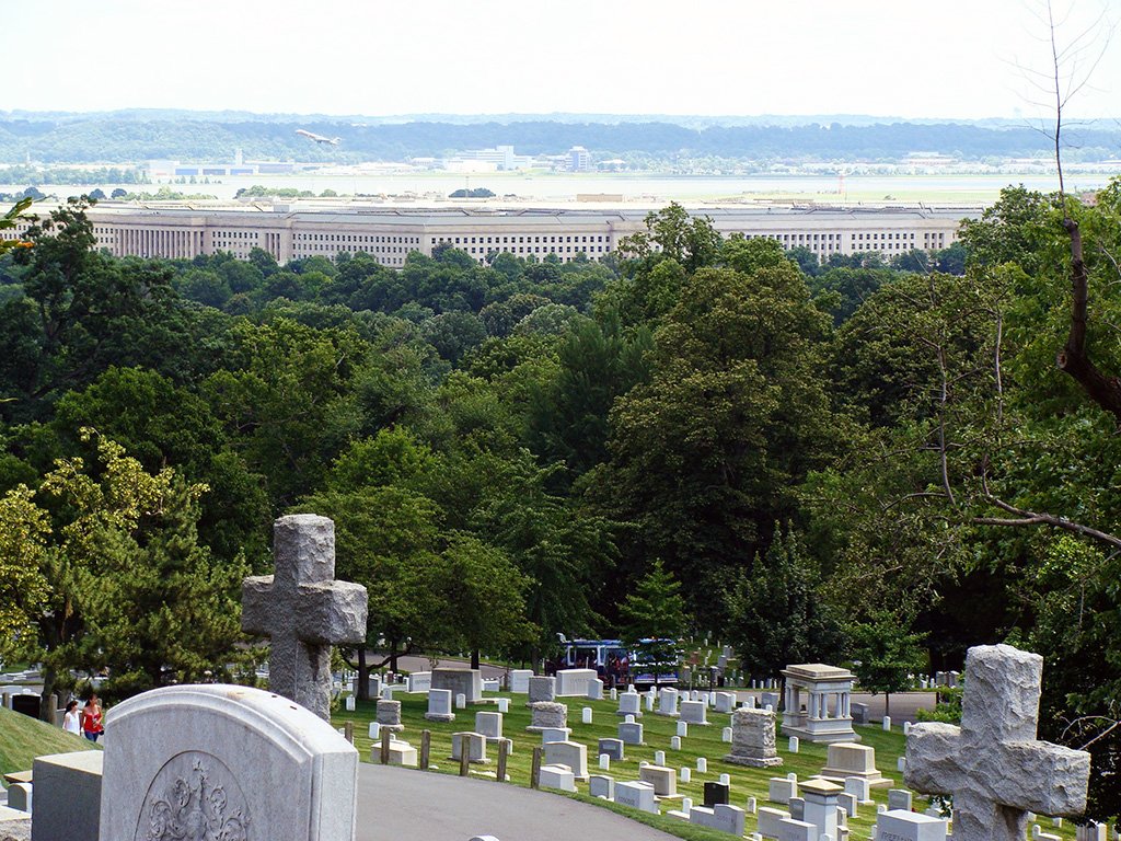 El Pentágono visto desde el Cementerio Arlington - Foto de AHM