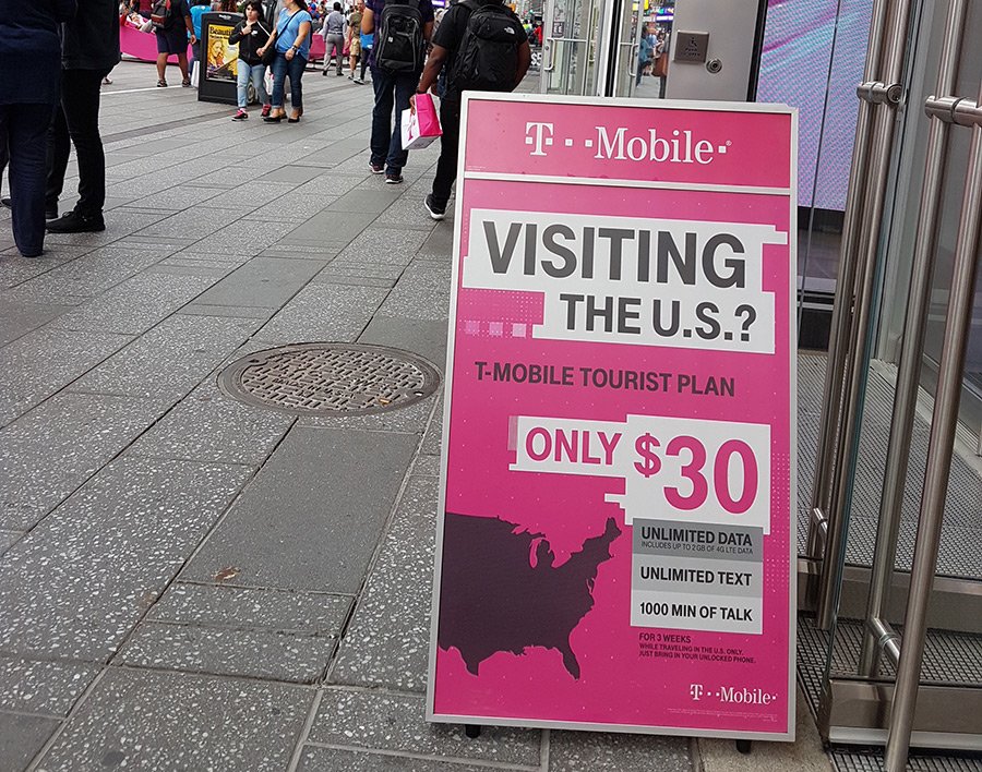 Letrero del Plan Turista de T-Mobile en Times Square - Foto de AHM