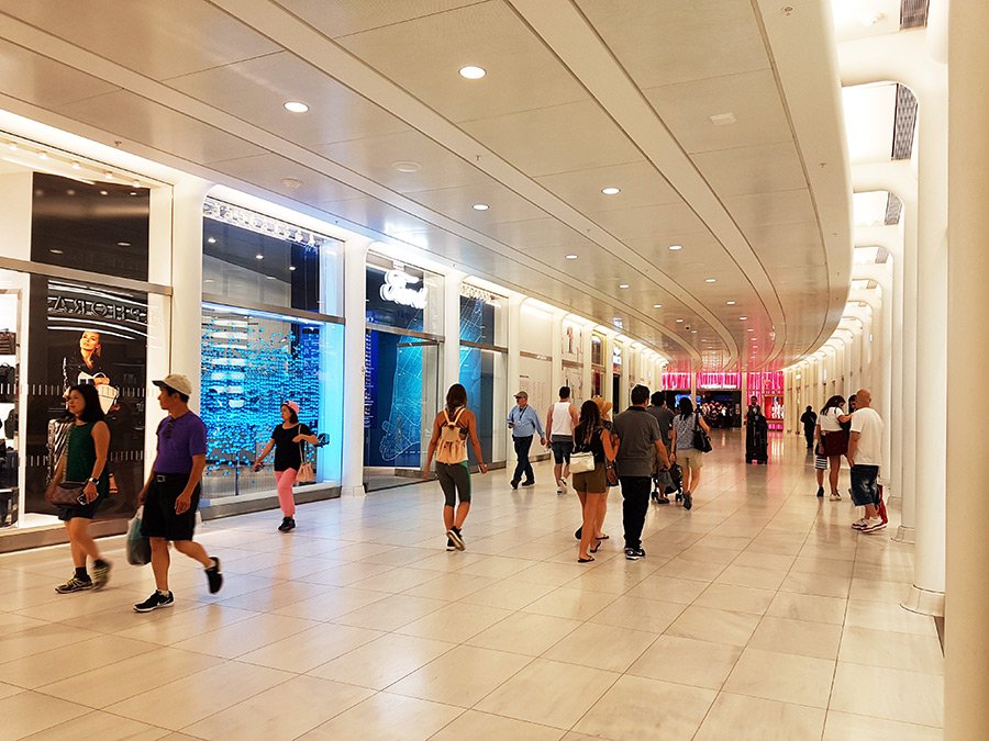 Pasillos subterráneos que conectan los distintos lugares del World Trade Center - Foto de AHM