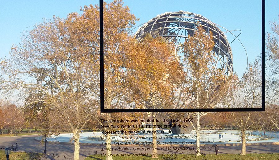 La Uniesfera vista desde el interior de los ventanales del Museo de Arte de Queens - Foto de AHM