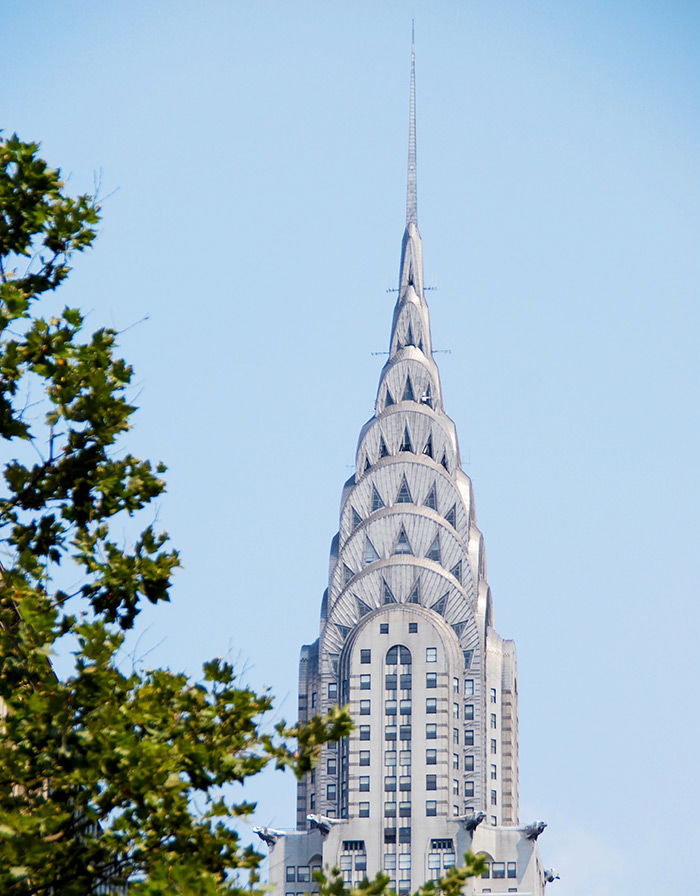 Corona del Chrysler Building en Midtown Manhattan - Foto de Ilse Orsel en Unsplash disponible en https://unsplash.com/photos/ktWq_6gJKmg