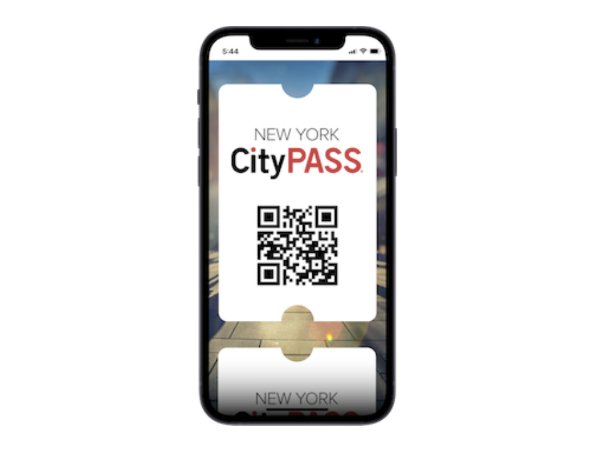 Muestra de la entrada electrónica del City Pass en un celular, código QR con las entradas. Captura de Pantalla del sitio oficial https://es.citypass.com/new-york