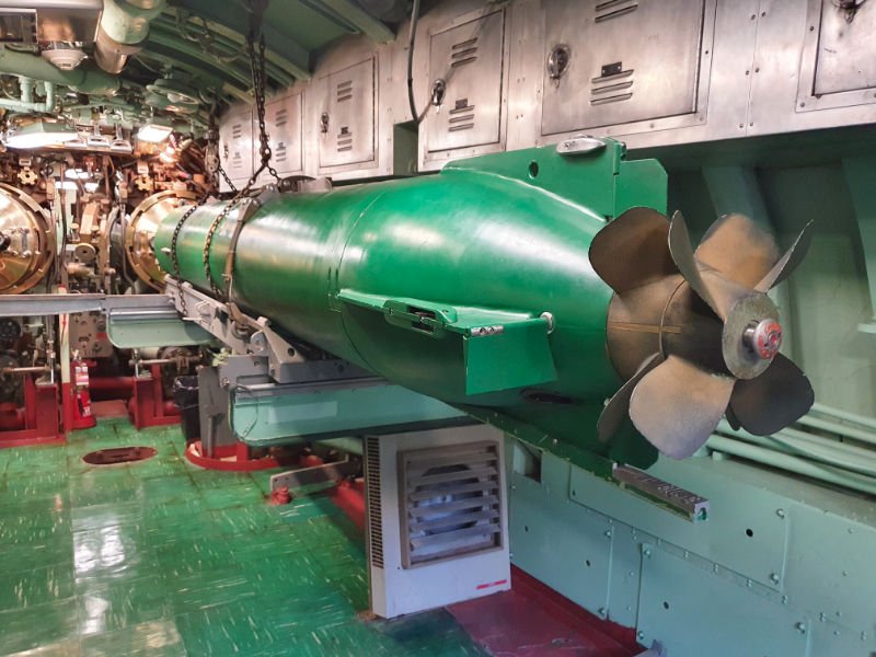 Torpedo expuesto en el hangar de los misiles dentro del submarino USS Growler - Foto de Andrea Hoare Madrid