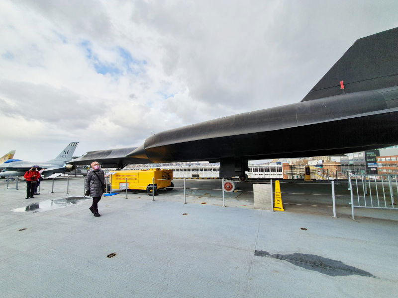 Lockheed A-12, avión espía más rápido del mundo expuesto en la cubierta del Portaaviones Intrepid en el Pier 86 del Río Hudson - Foto de Andrea Hoare Madrid