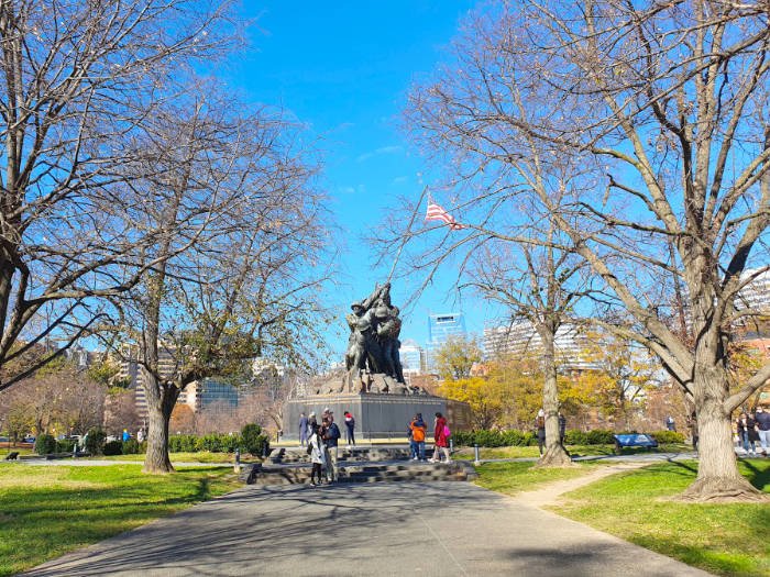 Plaza con el Memorial a Iwo Jima en Washington DC - Foto de Andrea Hoare Madrid